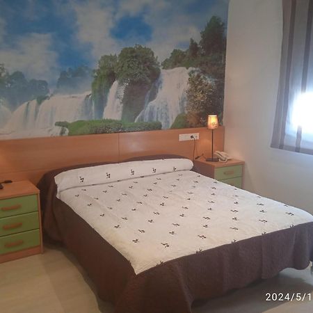 Hotel Restaurante Caracho Корелья Экстерьер фото